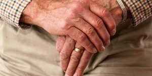 Morbo di Parkinson rischio aumenta con il colesterolo HDL
