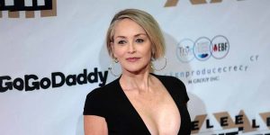 Sharon Stone pressioni per fare sesso sul set