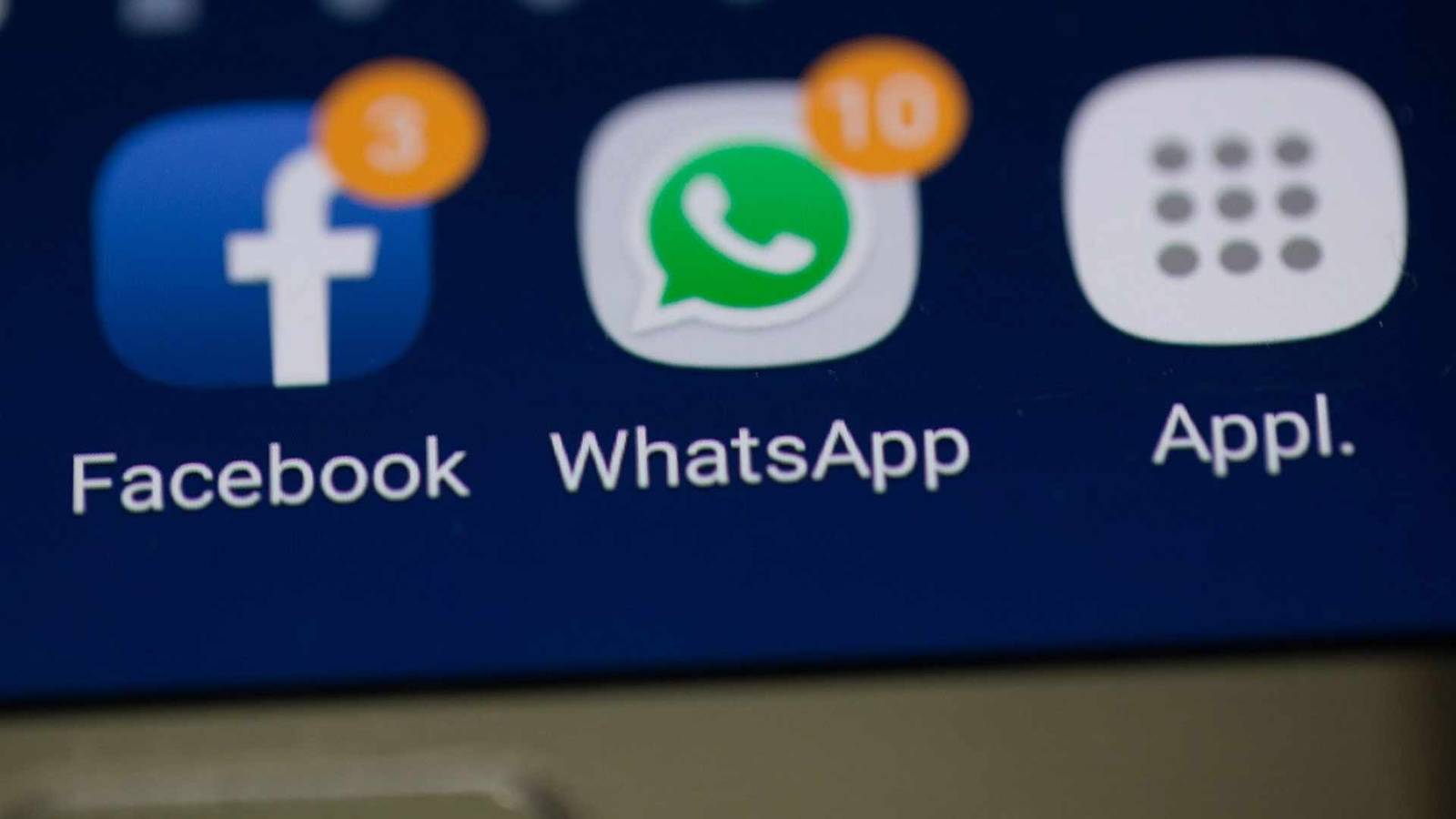 WhatsApp arriva una nuova funzione per i gruppi