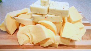 Questi formaggi possono aiutarti a perdere peso