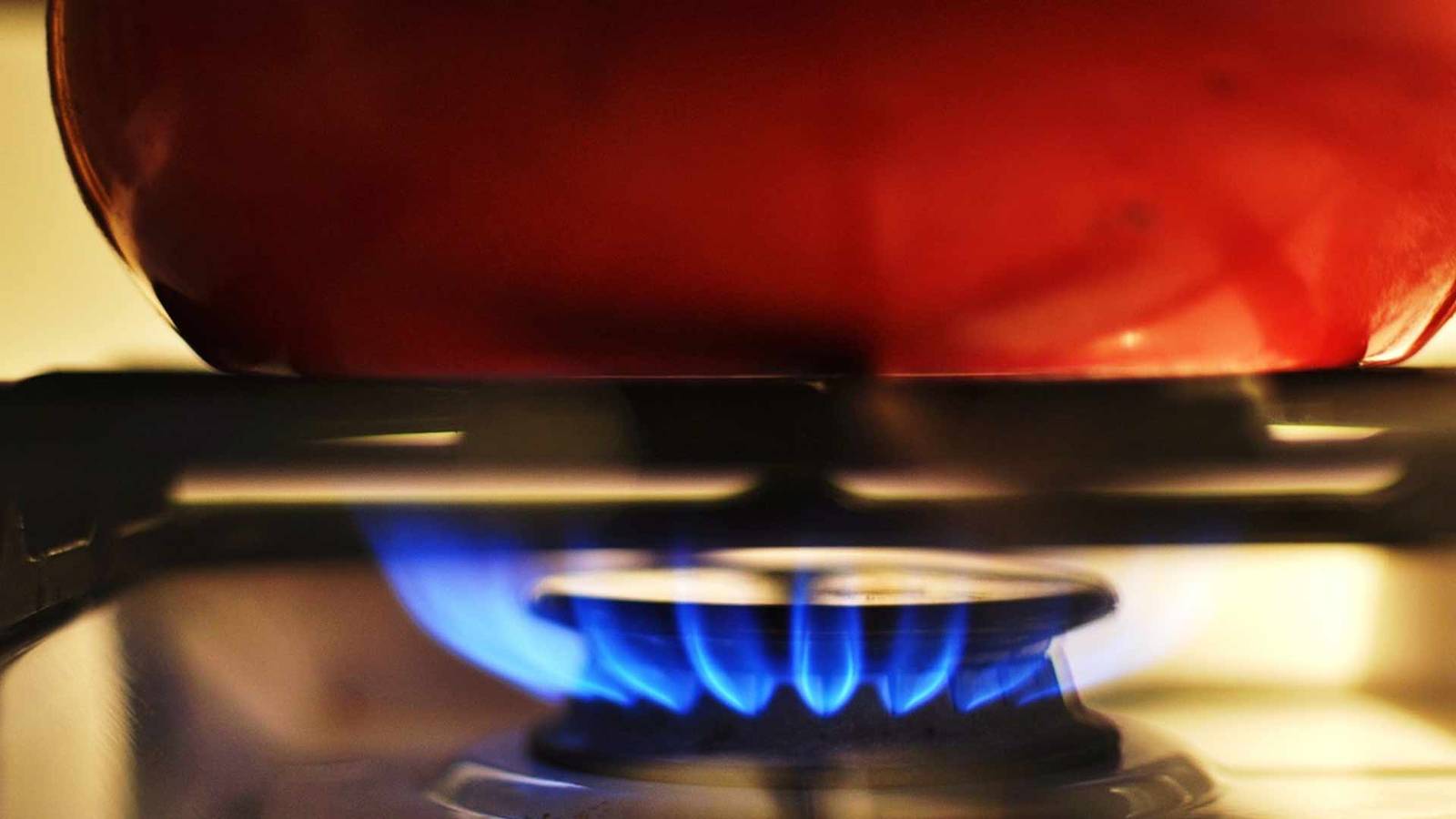 Prezzi per i consumatori alle stelle, gli esperti: Questo è solo l’inizio