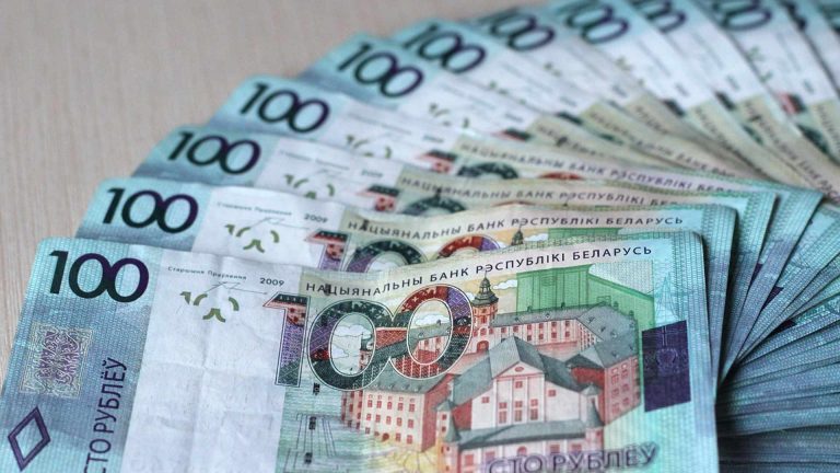 L’UE impedirà i pagamenti del gas russo in rubli