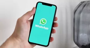Trucco WhatsApp per sapere chi spia le conversazioni