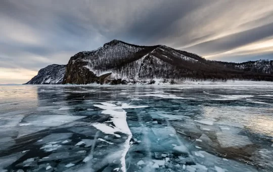 Virus zombi risvegliati in un lago in Russia