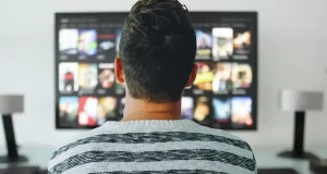 Google TV offre gratuitamente oltre 800 canali televisivi