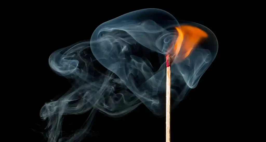 Come possibile evitare che una materia infiammabile prenda fuoco
