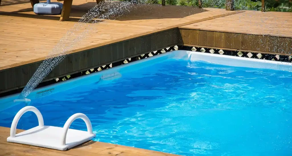Piscina privata in condominio quali permessi ci vogliono