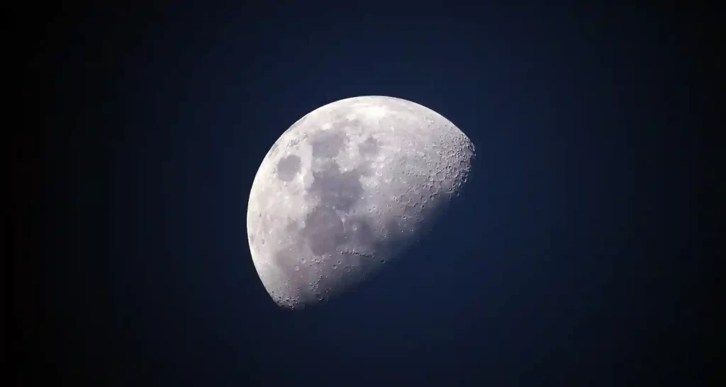 Antropocene Lunare la Luna entrata in una nuova epoca