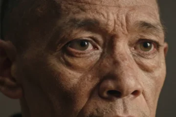 Sguardo dal passato: ricostruito il volto di “Little Foot”, la donna vissuta 3,67 milioni di anni fa