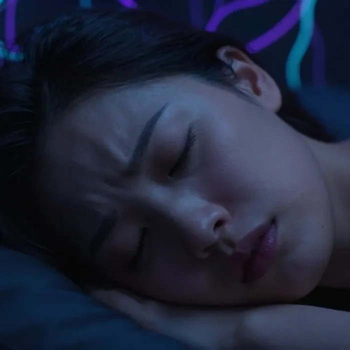 Il tuo cervello ti avverte prima della malattia: come i sogni anticipano i sintomi