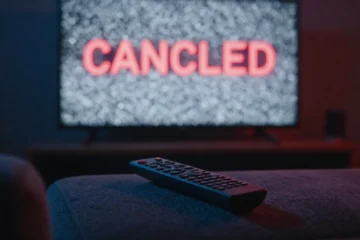 Netflix e CBS cancellano tutto: la lista shock delle serie chiuse