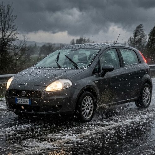 Danni da grandine all’auto: come funziona il rimborso e cosa devi fare subito