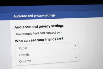 Come nascondere gli amici su Facebook Android